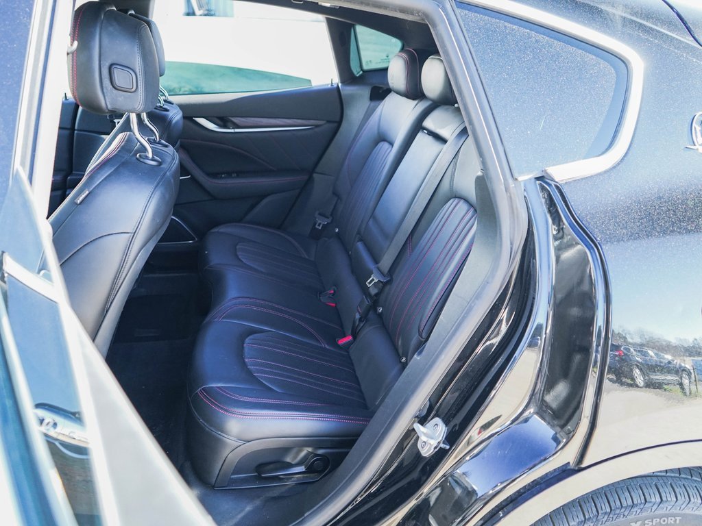 Used 2019 Maserati Levante image 22