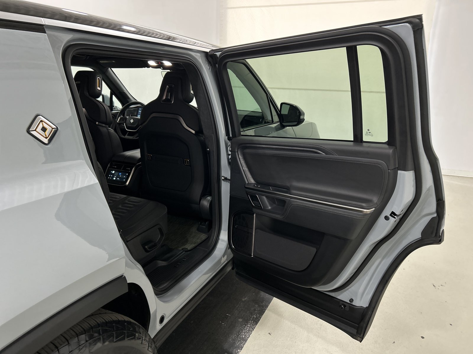 Used 2023 Rivian R1S Adventure Quad AWD/4WD image 19