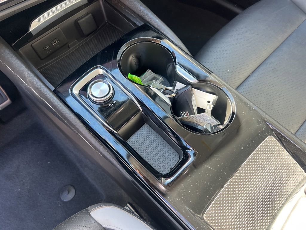 Used 2024 Buick Envision Sport Touring image 19