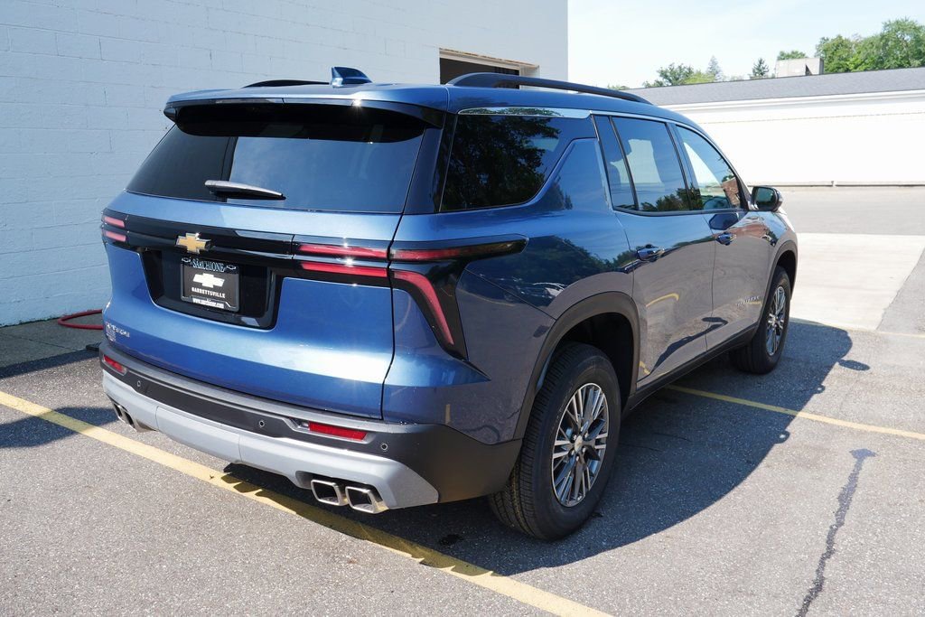 New 2026 Chevrolet Traverse LT w/ Enhanced Driving Package image 7