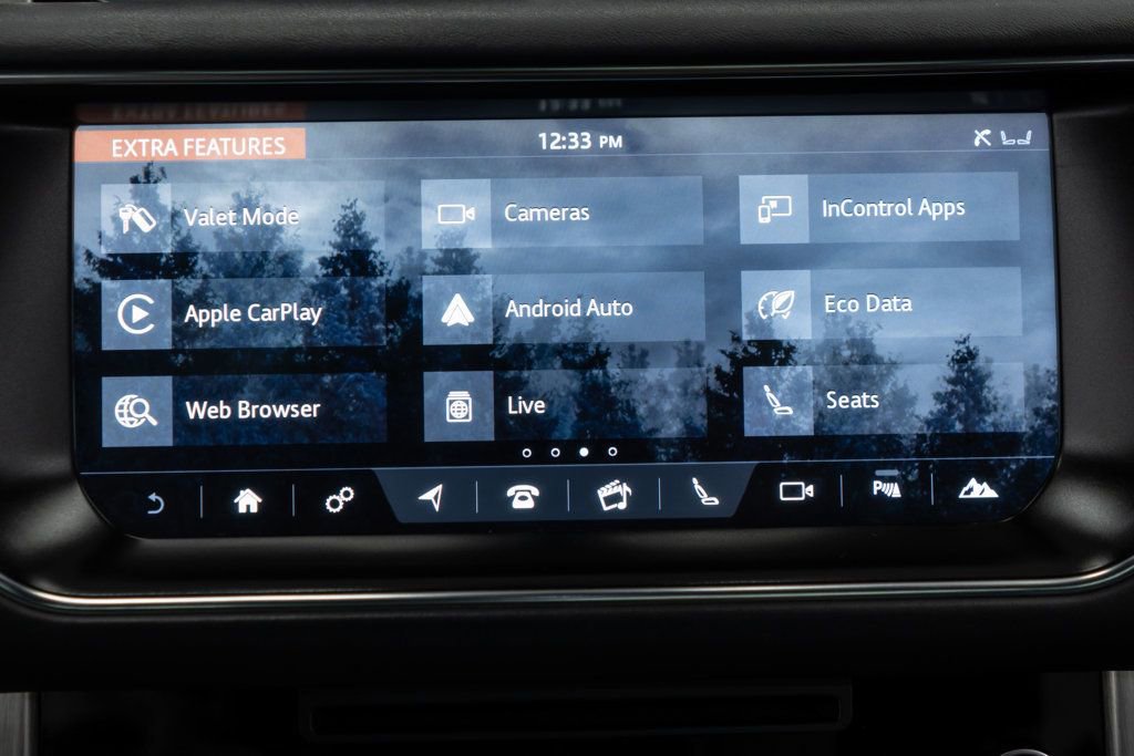 Used 2017 Land Rover Range Rover HSE image 26