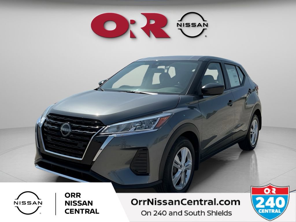 New 2025 Nissan Kicks Play S