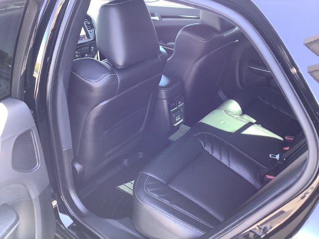 Used 2023 Chrysler 300 C RWD image 24