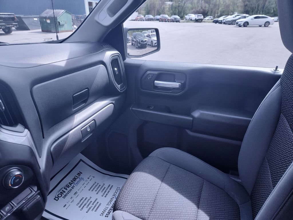 Used 2021 Chevrolet Silverado 1500 Custom image 11