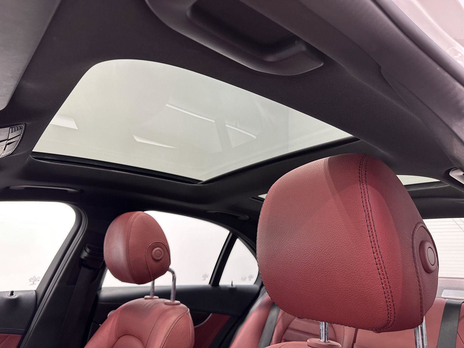 Used 2017 Mercedes-Benz C 300 4MATIC Sedan image 19