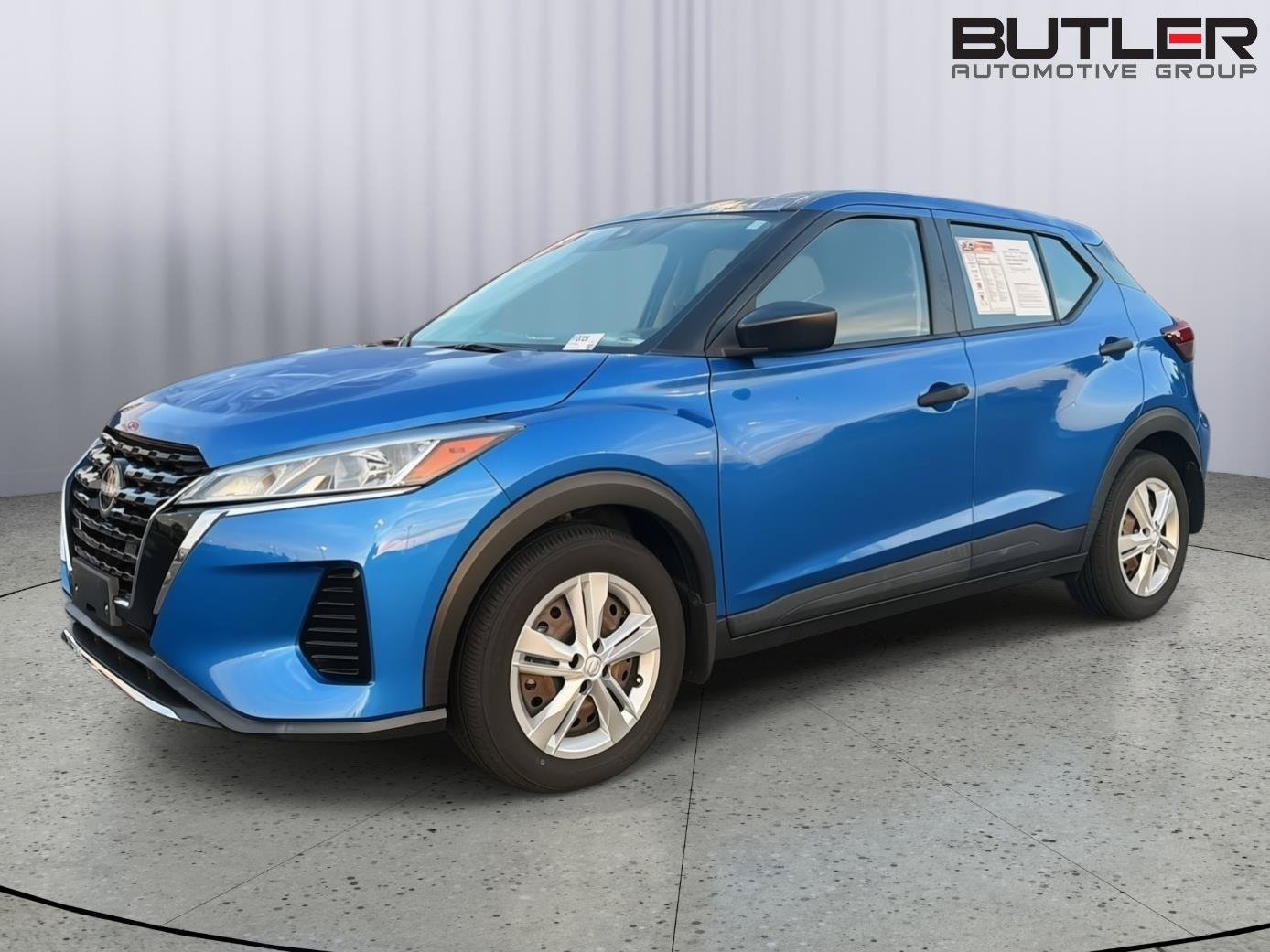 Used 2024 Nissan Kicks S FWD image 2