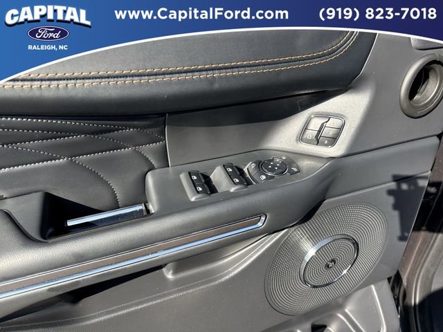 Certified 2023 Ford Expedition Platinum image 20