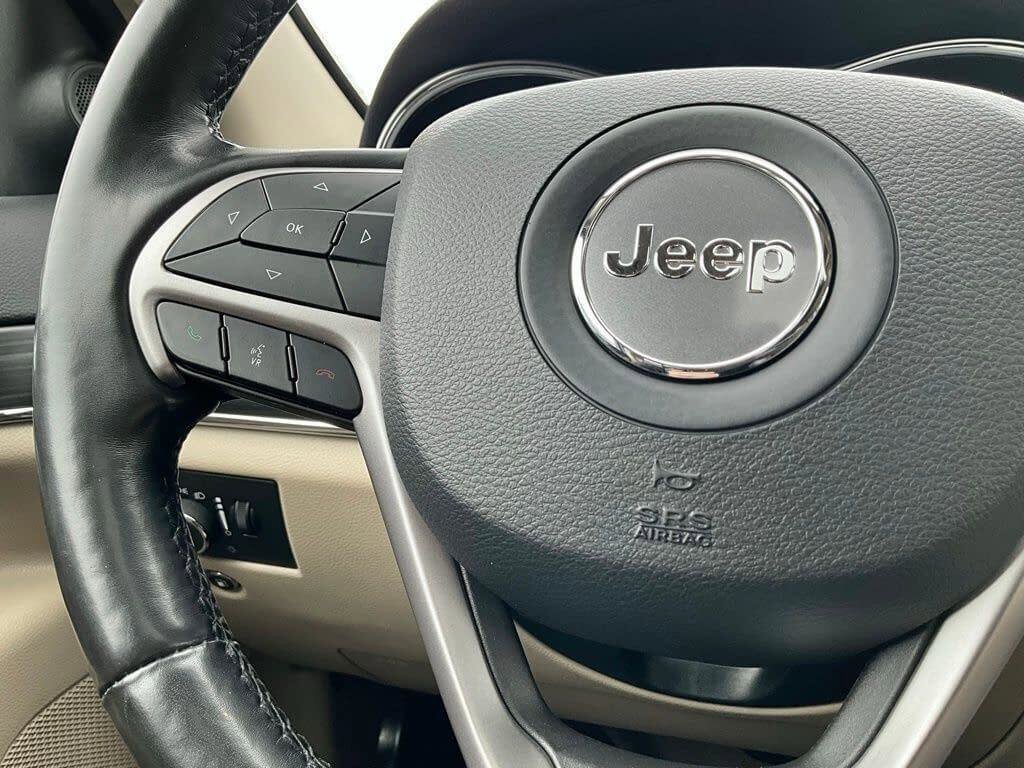 Used 2021 Jeep Grand Cherokee Limited w/ Luxury Group II AWD/4WD image 23