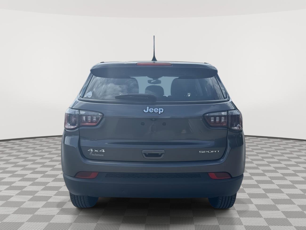 Used 2021 Jeep Compass Sport image 4