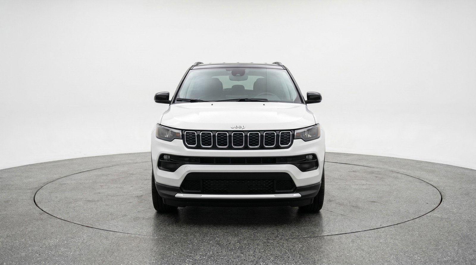 Used 2025 Jeep Compass Limited AWD/4WD image 2