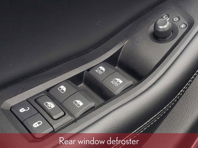 Used 2023 Jeep Grand Cherokee Limited image 17