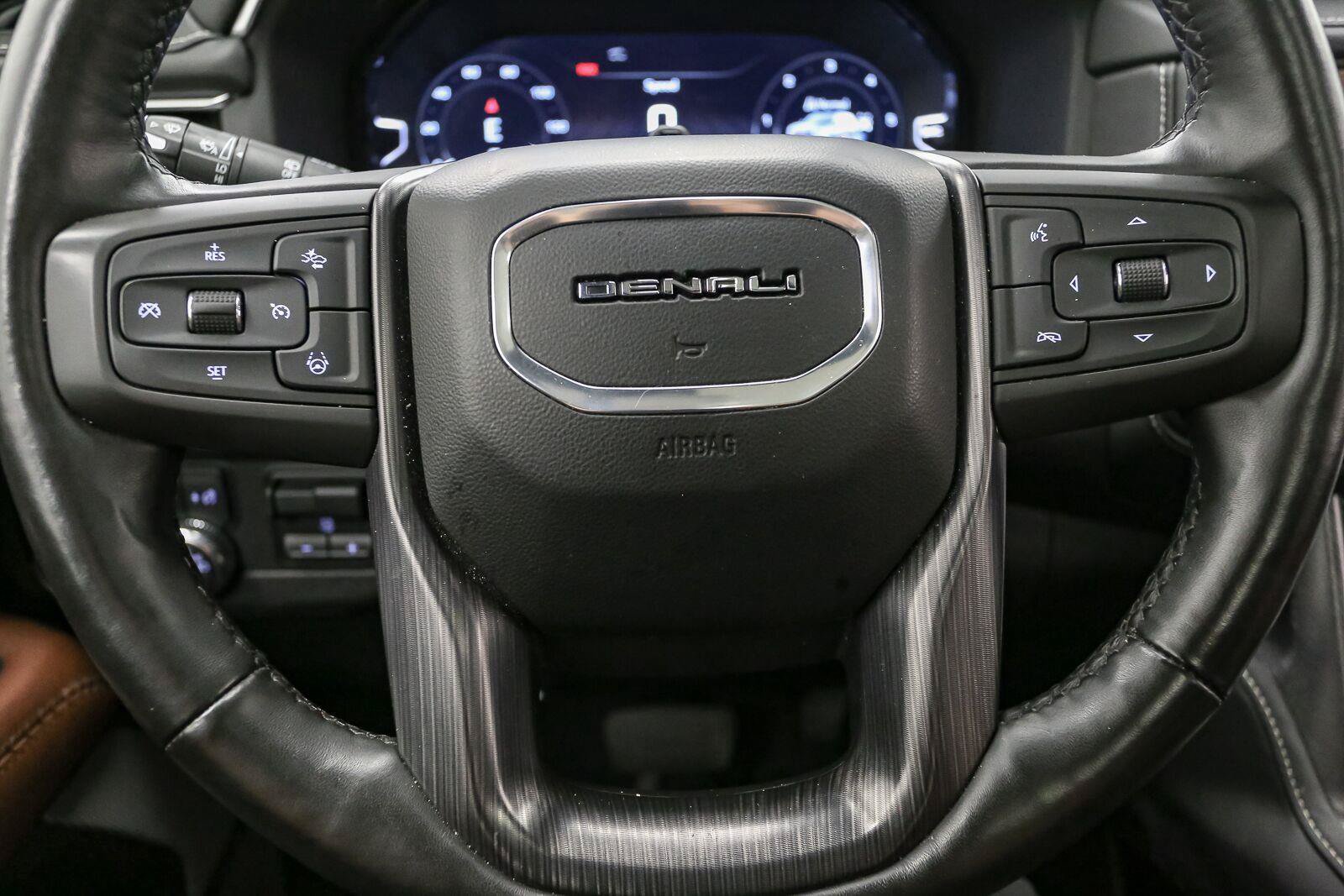 Used 2023 GMC Yukon Denali Ultimate AWD/4WD image 41
