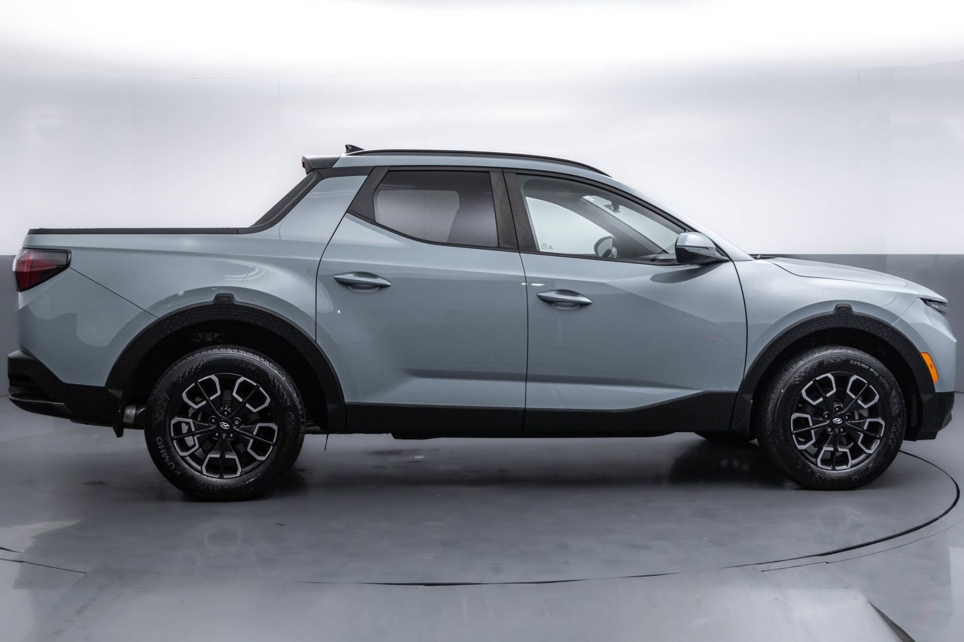 Used 2023 Hyundai Santa Cruz SEL Premium AWD/4WD image 14