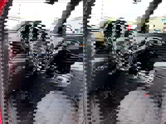 Used 2023 Chevrolet Traverse LT image 8