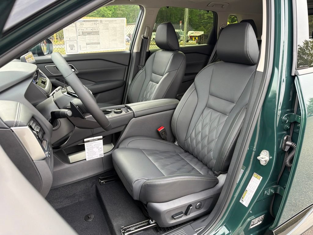 New 2026 Nissan Rogue Platinum w/ Platinum Premium Package AWD/4WD image 17