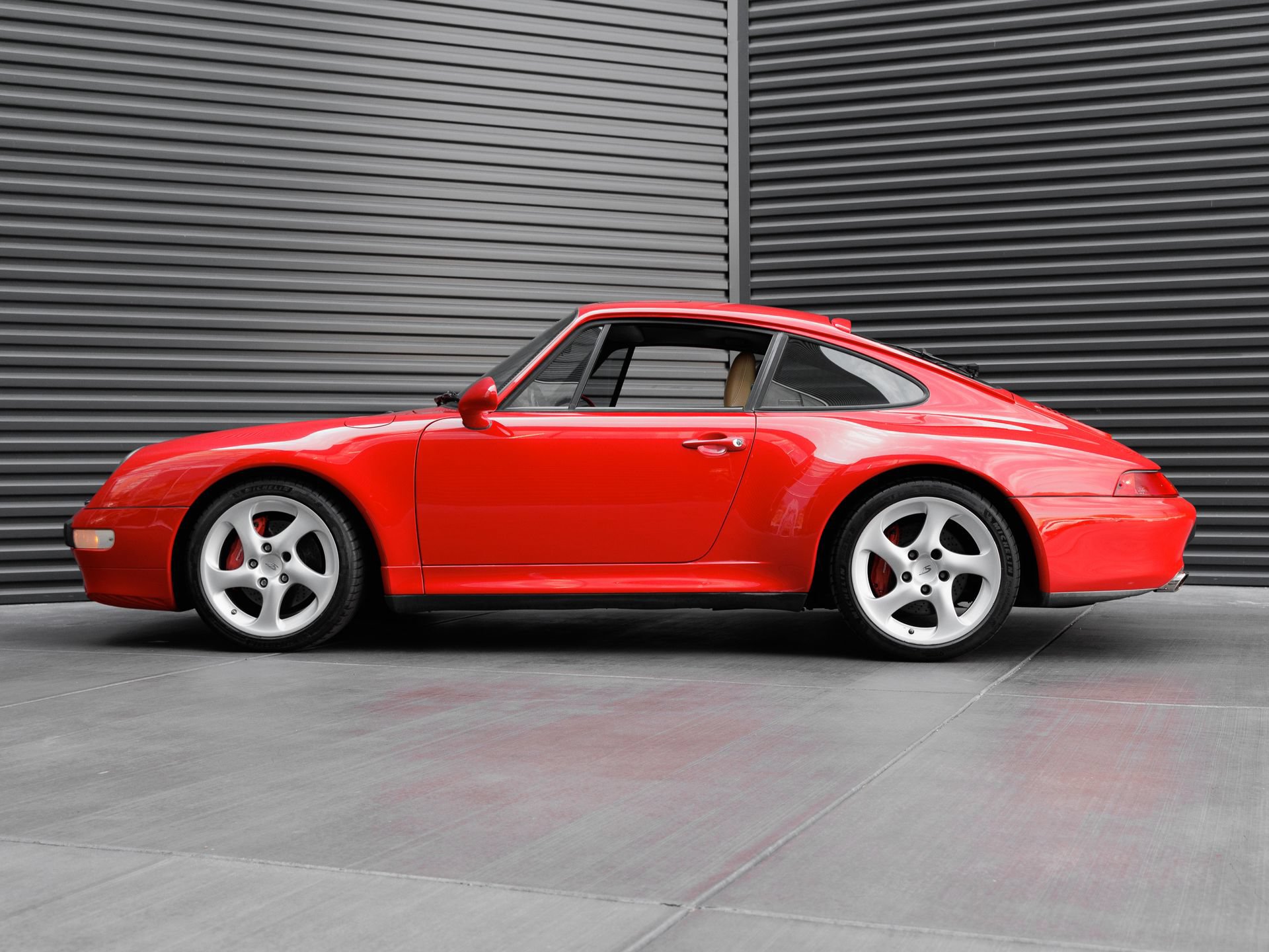 Used 1996 Porsche 911 Carrera 4S AWD/4WD image 2
