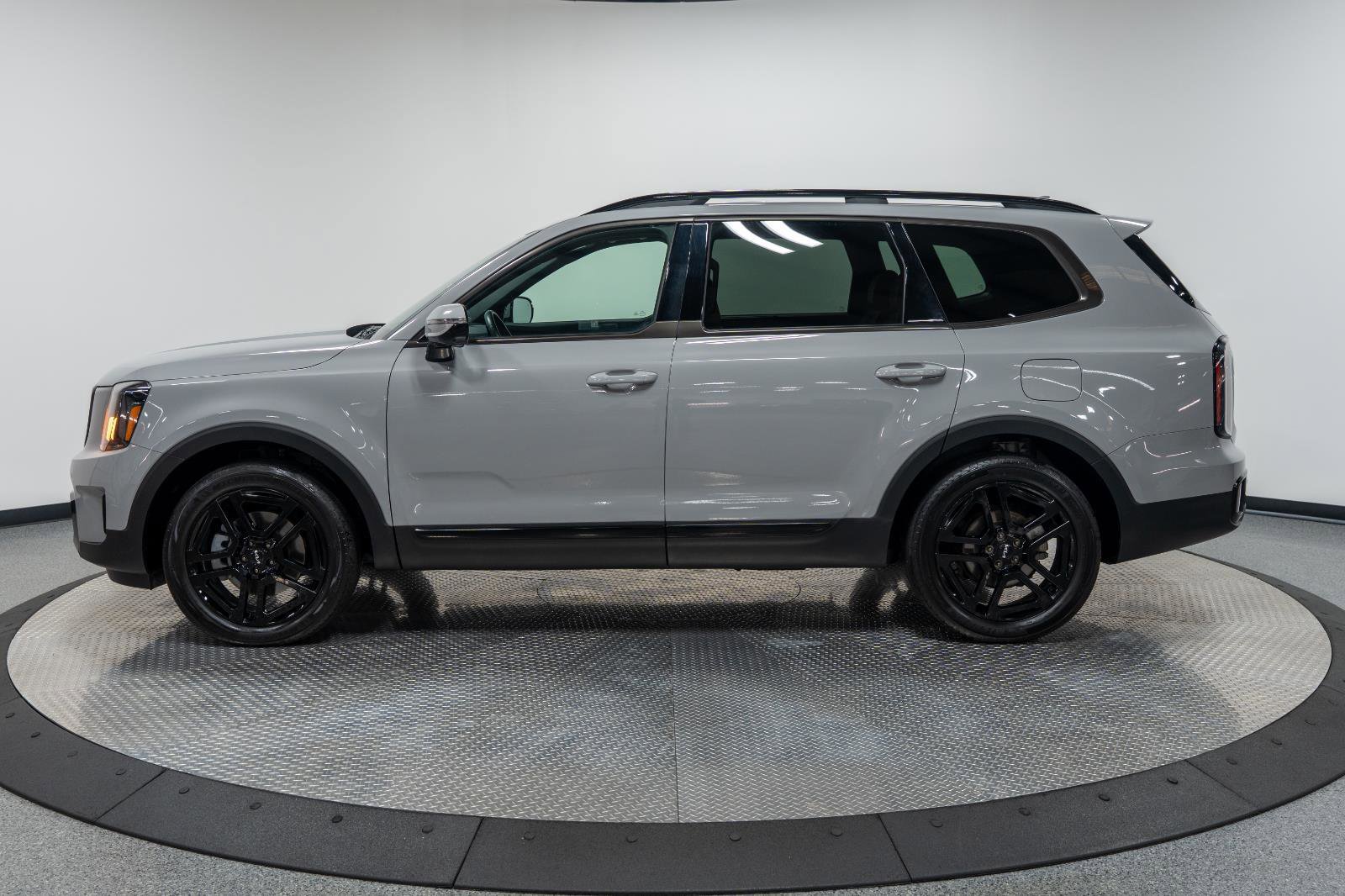 Used 2024 Kia Telluride SX X-Line image 5