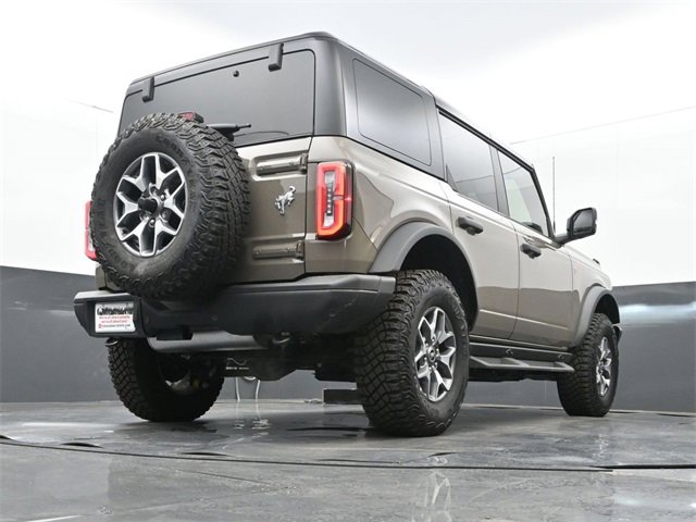 Used 2025 Ford Bronco Badlands image 25