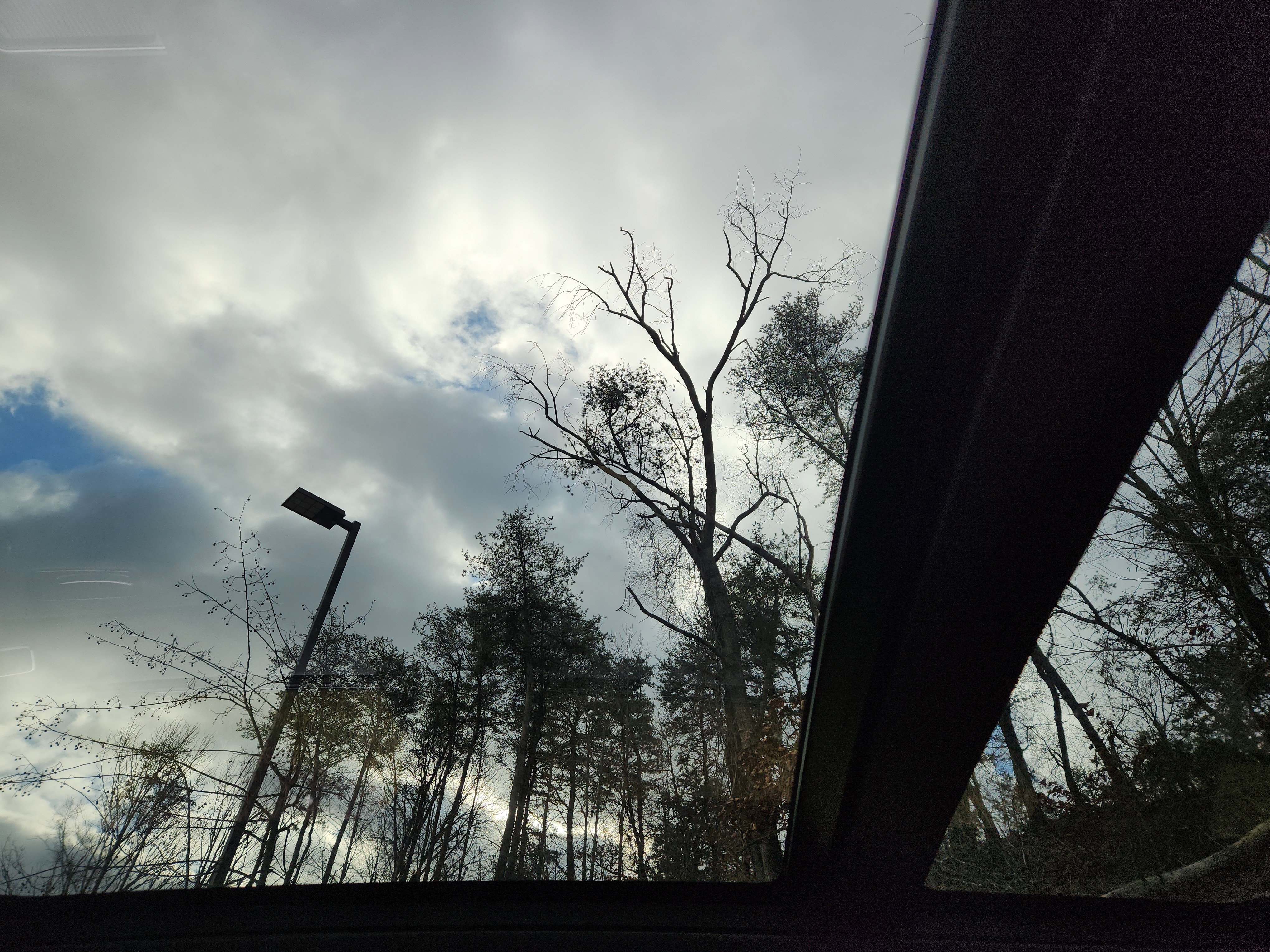 Used 2019 Jaguar F-PACE S image 28