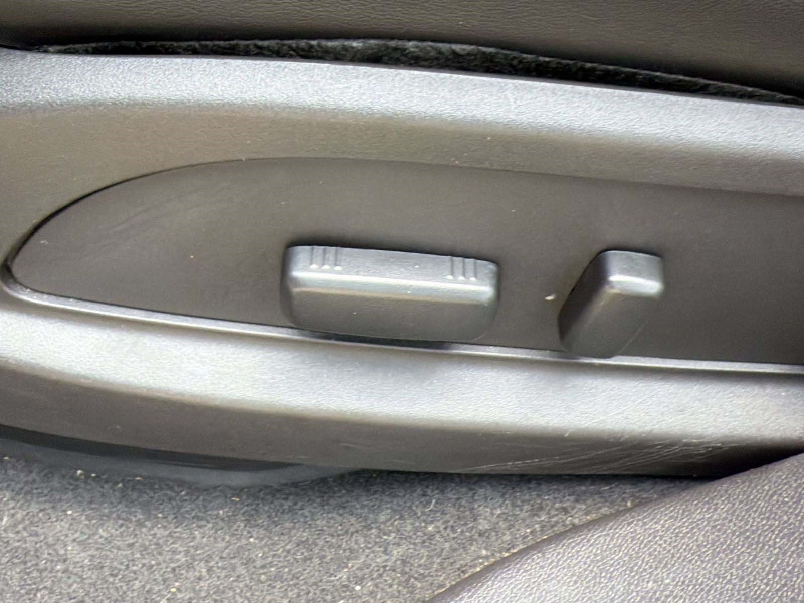 Used 2016 Buick Enclave Leather FWD image 14
