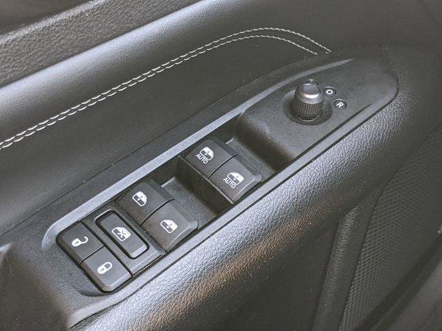 Certified 2022 Jeep Compass Latitude FWD image 31