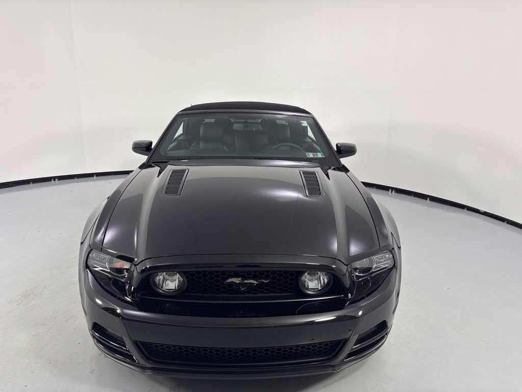 Used 2014 Ford Mustang GT Premium w/ Electronics Package RWD image 21