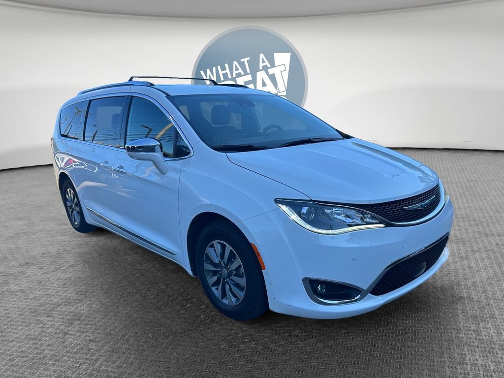 Certified 2020 Chrysler Pacifica Limited w/ Advanced Safetytec Group
