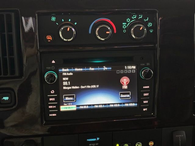 Used 2017 Chevrolet Express 2500 Extended image 23