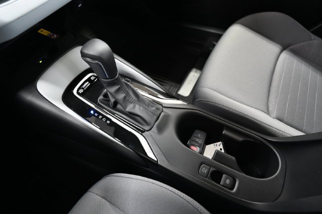 New 2026 Toyota Corolla SE w/ SE Premium Package FWD image 18