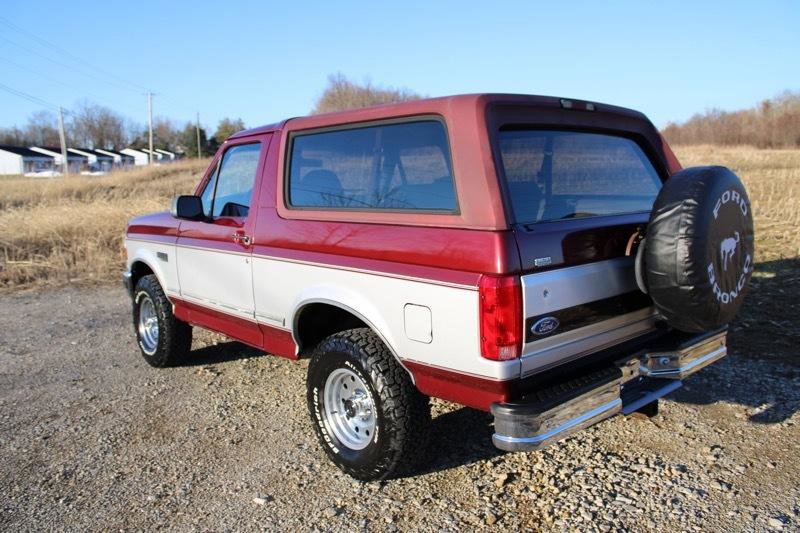 Used 1996 Ford Bronco XLT image 5
