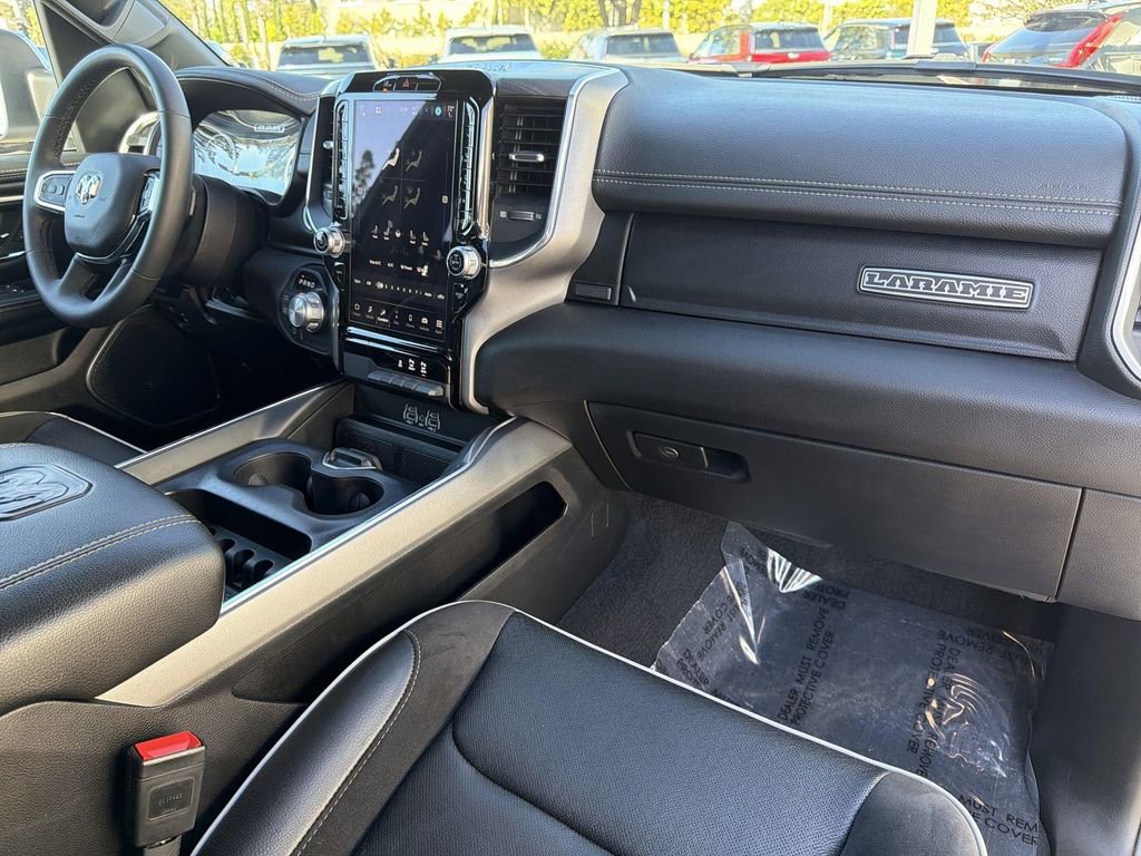 Used 2025 RAM 1500 Laramie image 33