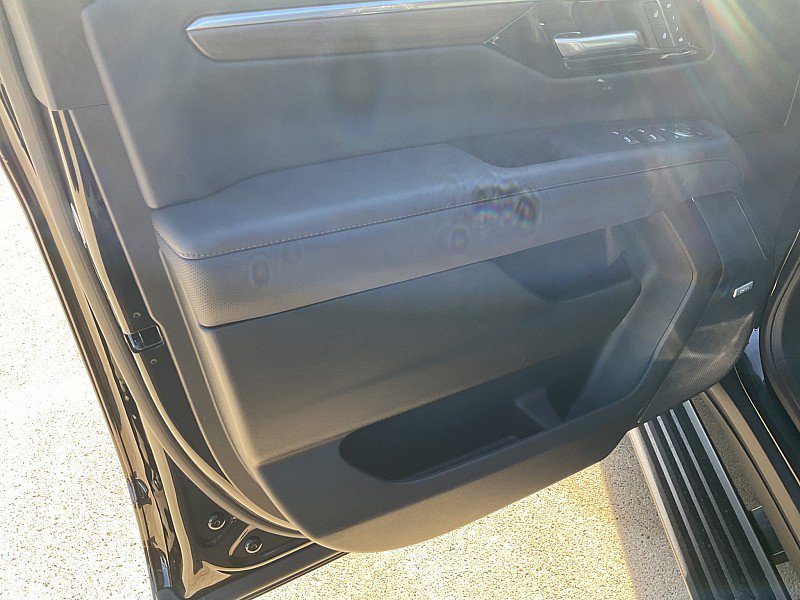 New 2026 Chevrolet Tahoe High Country image 15