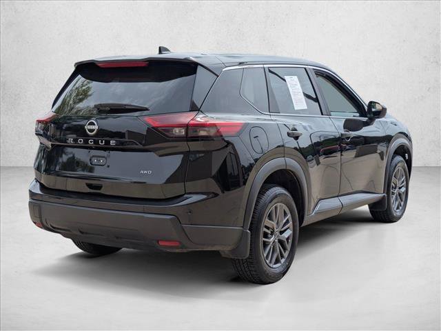 Used 2024 Nissan Rogue S image 5