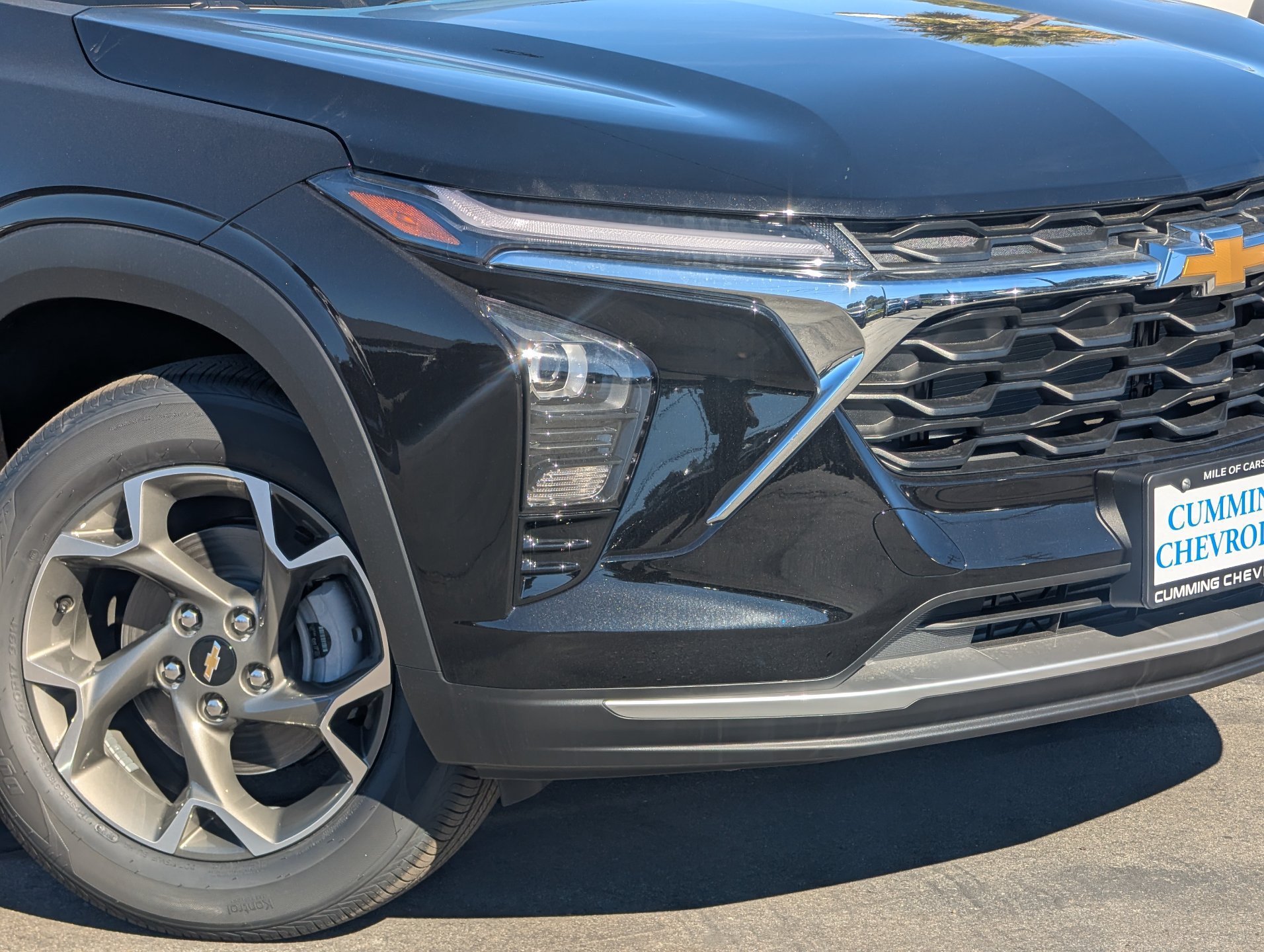 New 2026 Chevrolet Trax LT FWD image 3