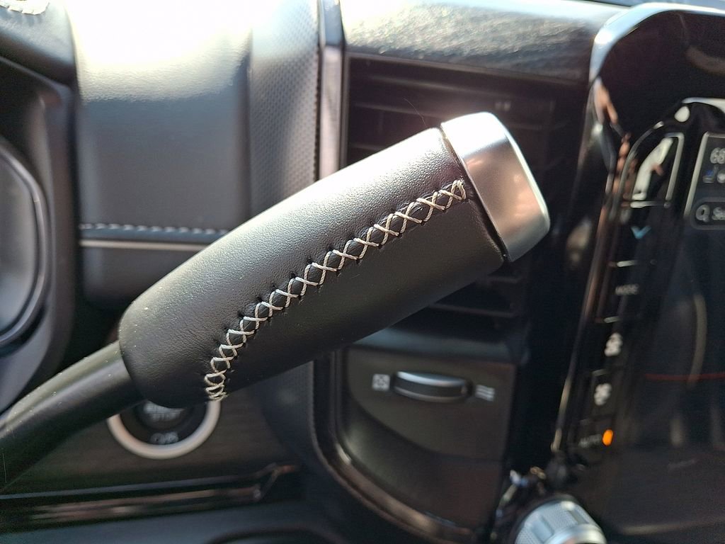 Used 2024 RAM 3500 Limited image 19