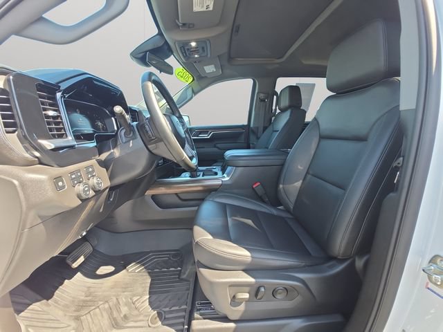 Used 2025 Chevrolet Silverado 1500 LT Trail Boss w/ Convenience Package II AWD/4WD image 10