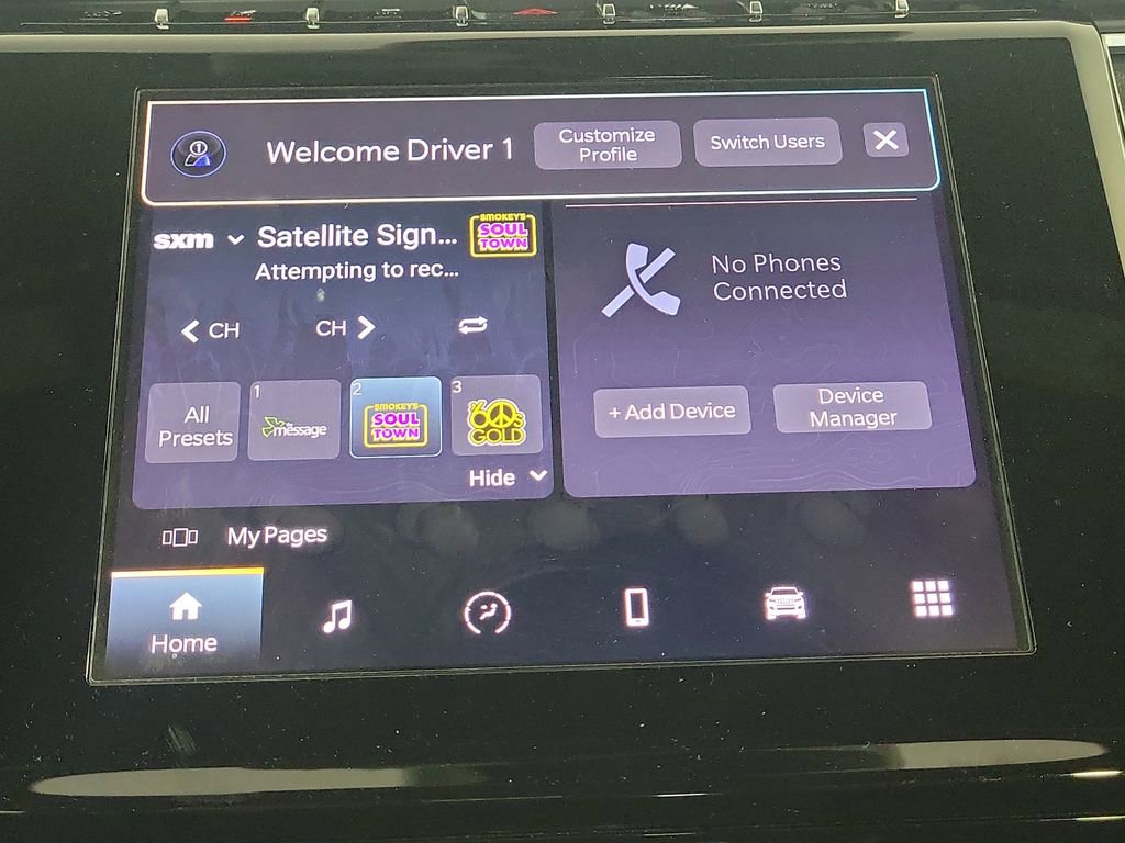 Used 2023 Jeep Grand Cherokee Altitude RWD image 18