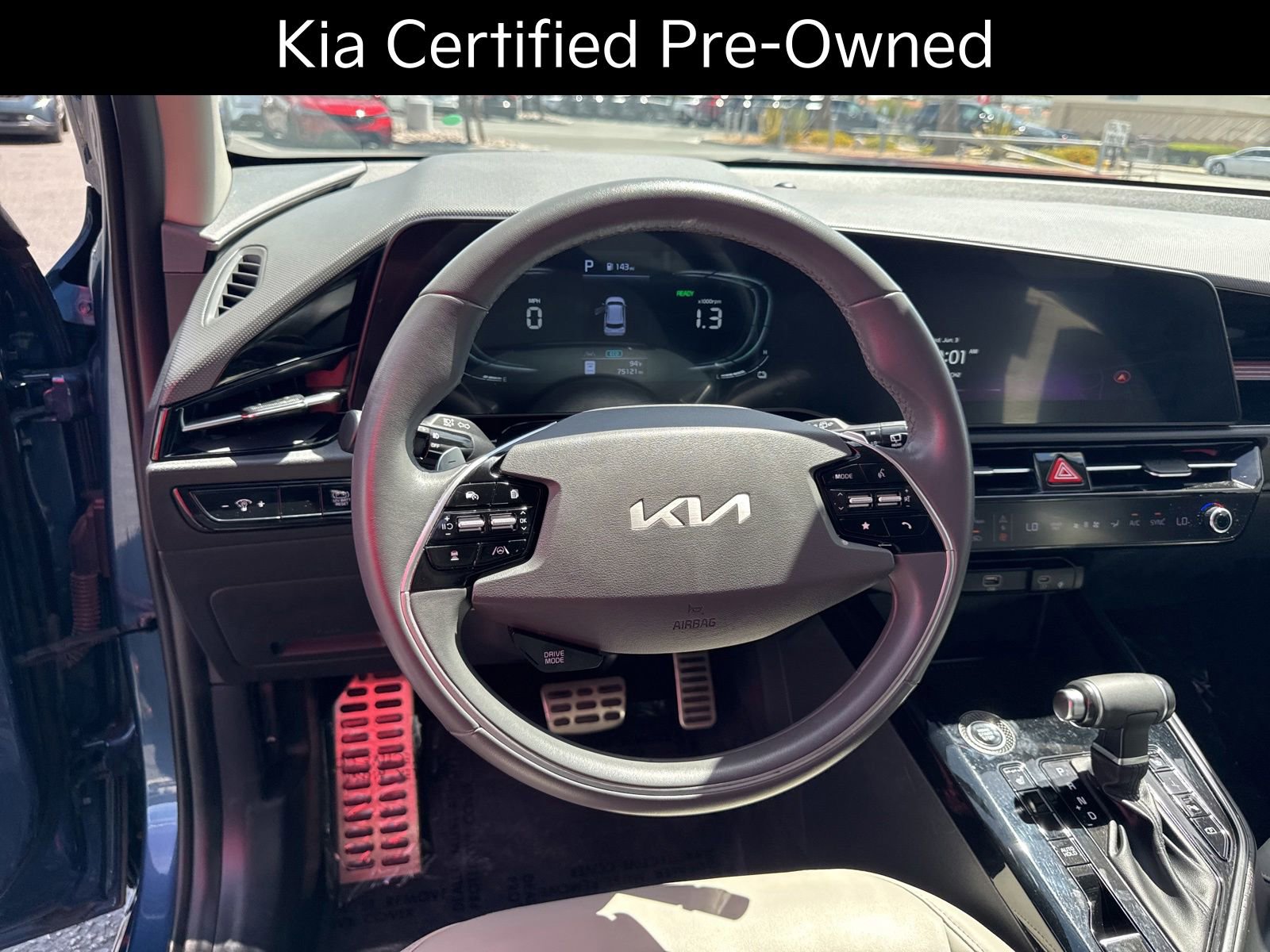 Certified 2023 Kia Niro EX Touring FWD image 17