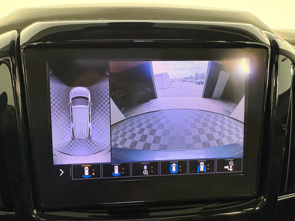 Used 2020 Chevrolet Traverse Premier AWD/4WD image 59