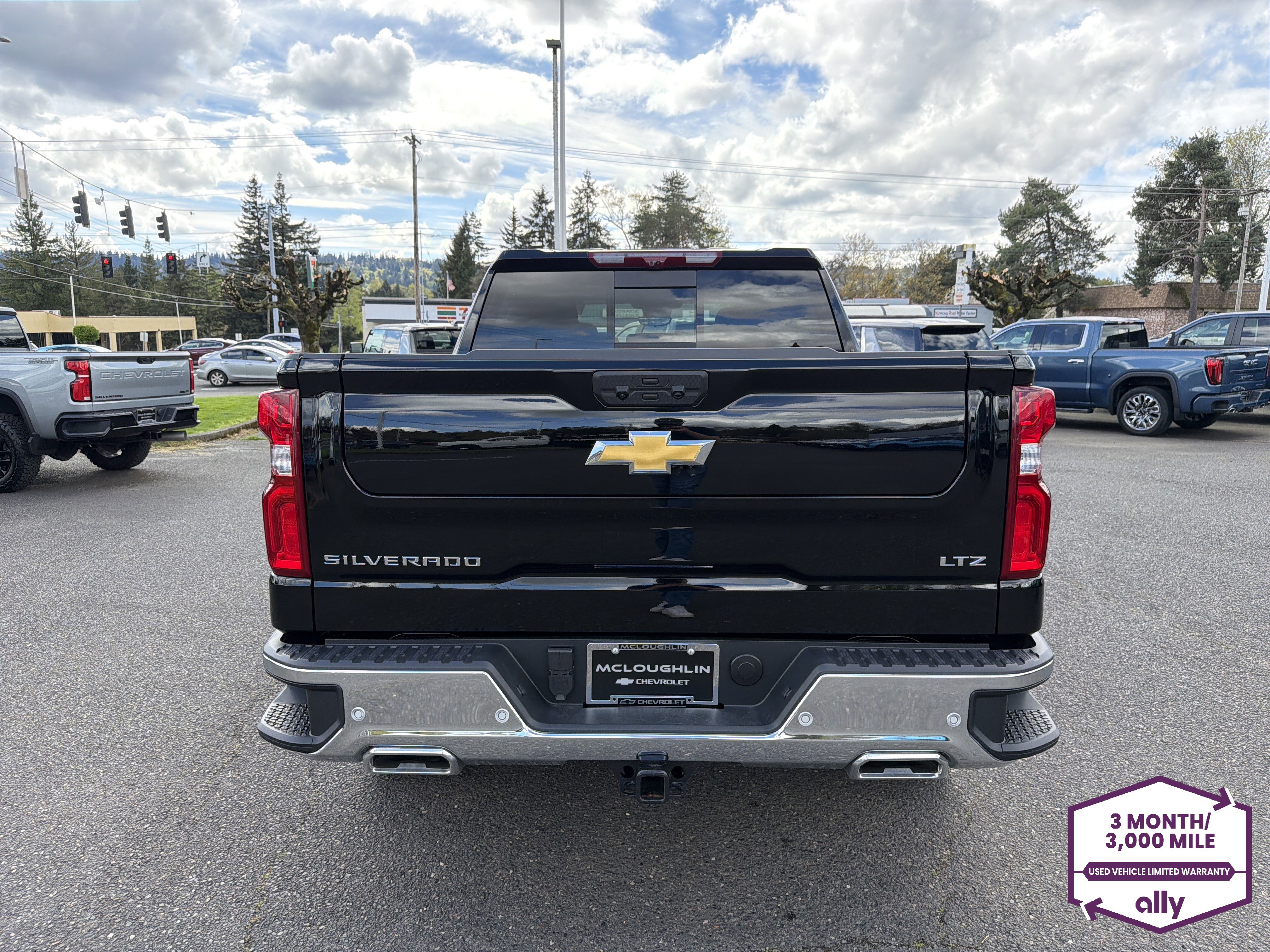 Used 2026 Chevrolet Silverado 1500 LTZ w/ LTZ Premium Package AWD/4WD image 4