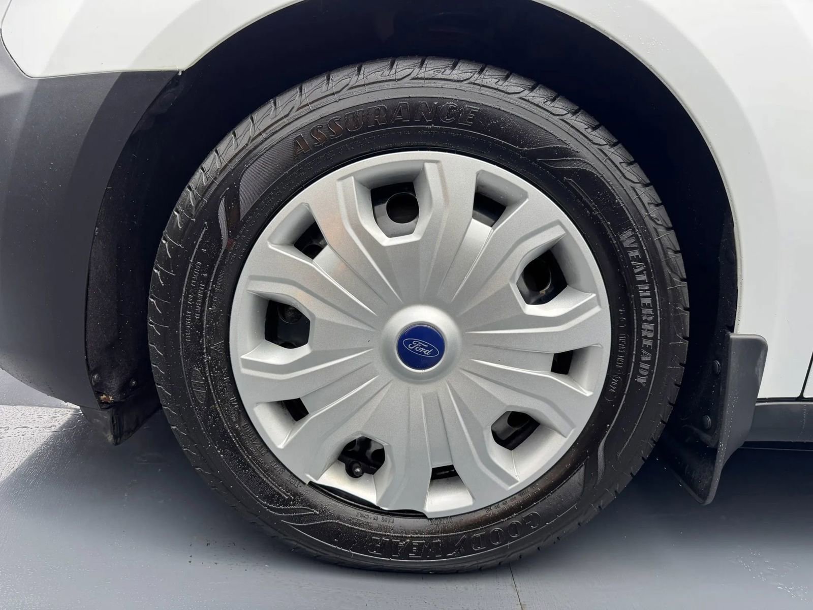 Used 2021 Ford Transit Connect XL image 35