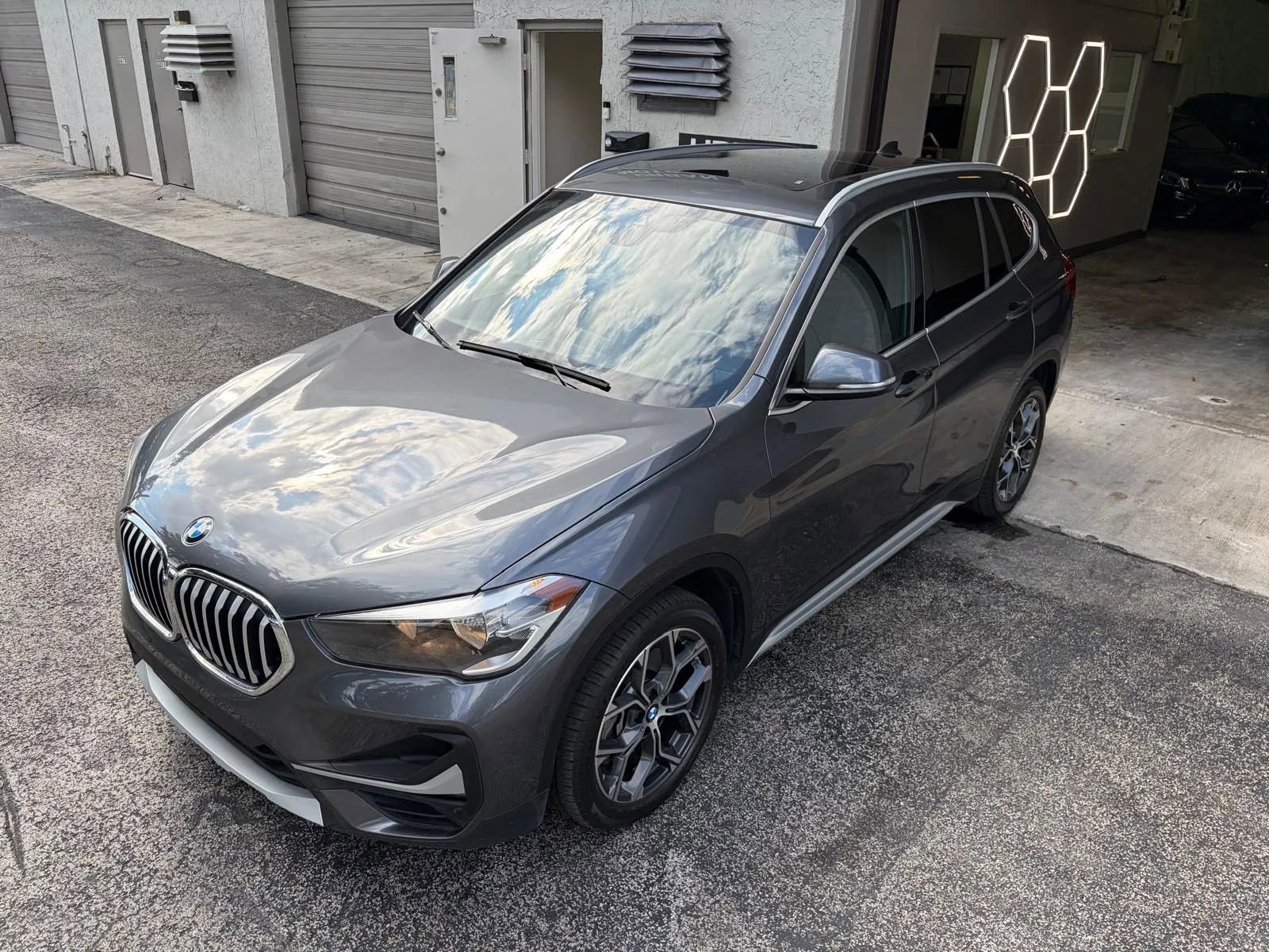 Used 2020 BMW X1 xDrive28i w/ Convenience Package image 8