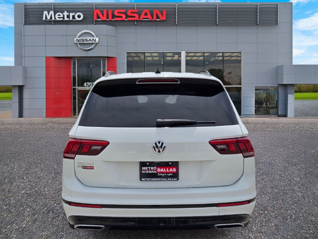 Used 2021 Volkswagen Tiguan SE R-Line FWD image 5