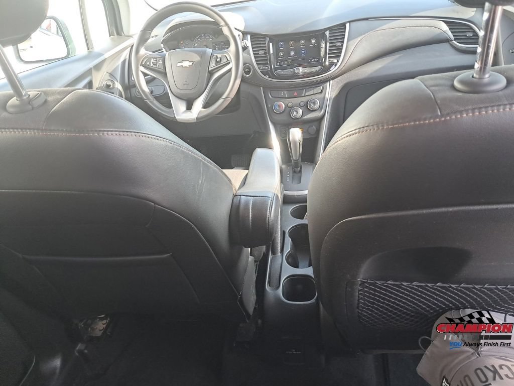 Used 2018 Chevrolet Trax LT w/ LT Convenience Package FWD image 25