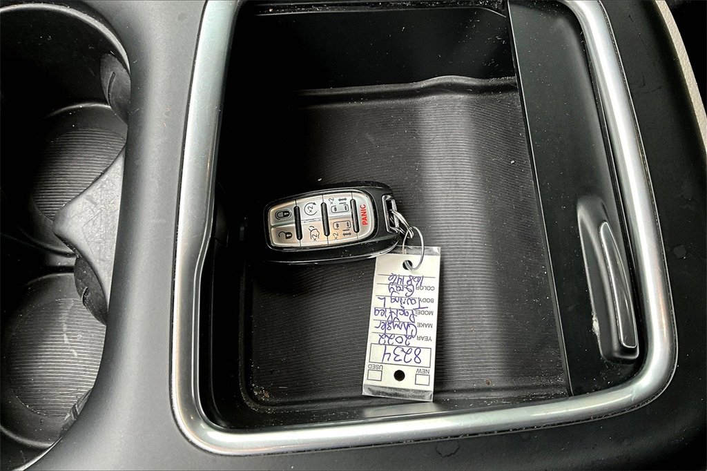 Used 2022 Chrysler Pacifica Touring-L image 33