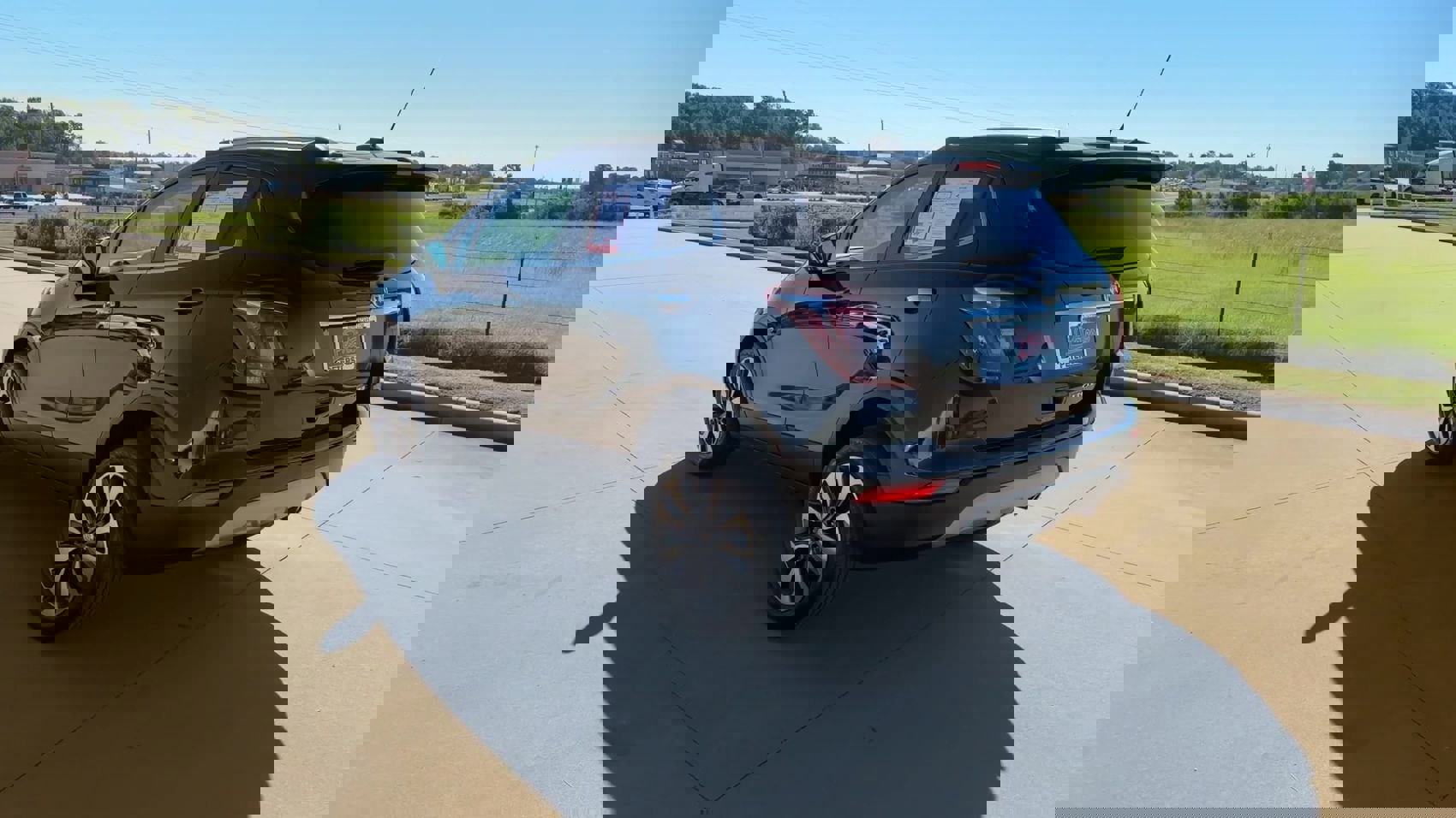 Used 2022 Buick Encore Preferred w/ Safety Package image 6