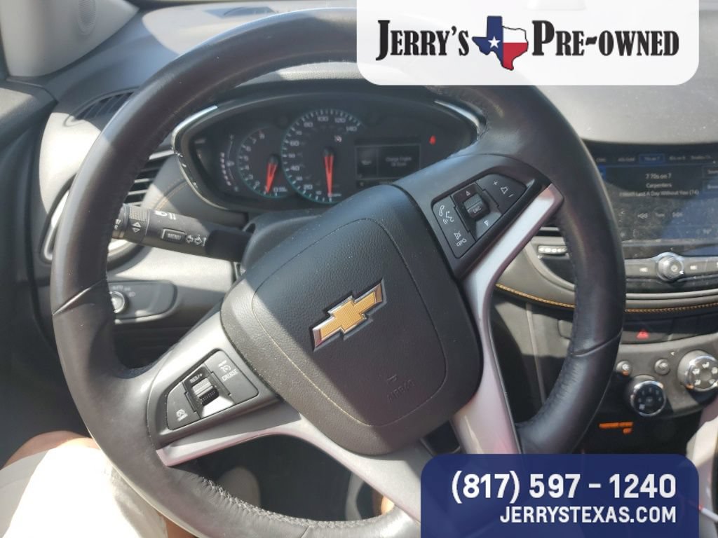 Used 2018 Chevrolet Trax LT w/ LT Convenience Package FWD image 10