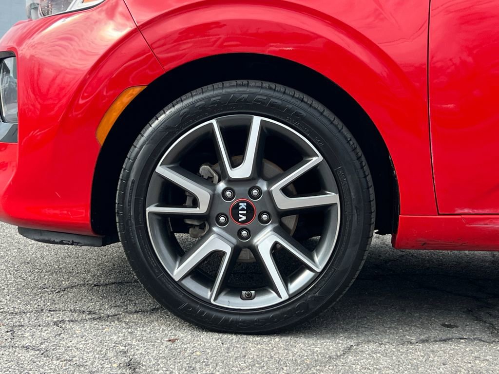 Used 2020 Kia Soul GT-Line FWD image 10