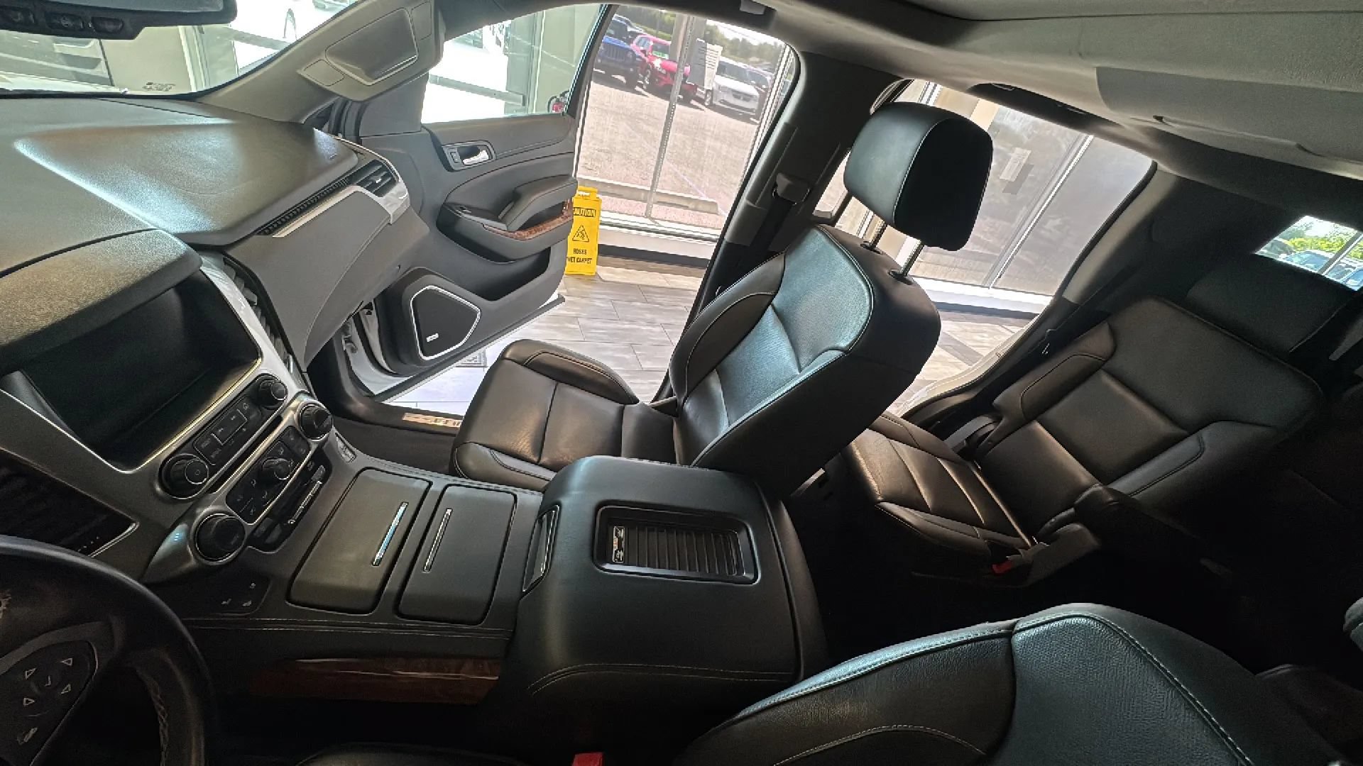 Used 2019 Chevrolet Tahoe Premier AWD/4WD image 42