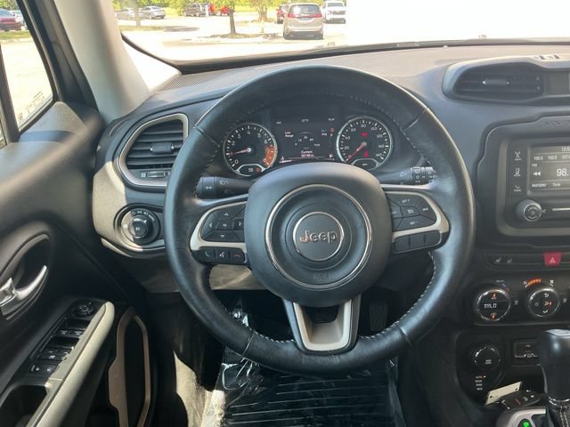 Used 2016 Jeep Renegade Limited AWD/4WD image 17